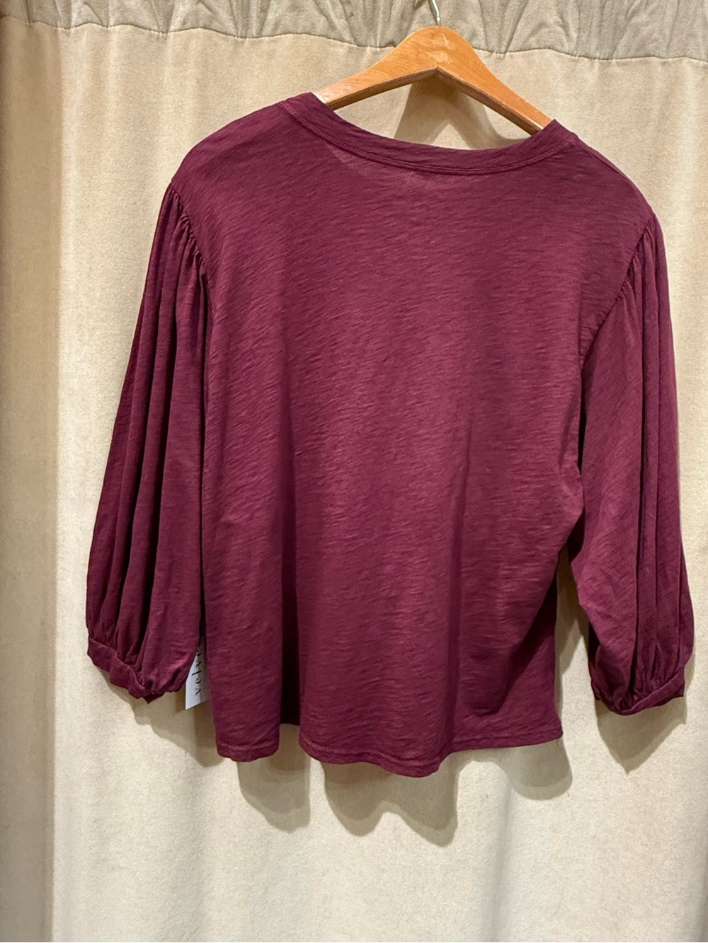 Women's Amara Puff Sleeve Top in Merlot - Picture 4 of 7